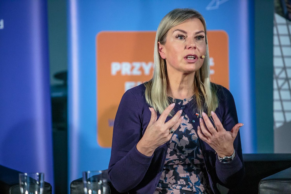 2019-05-16-bienkowska_walbrzych