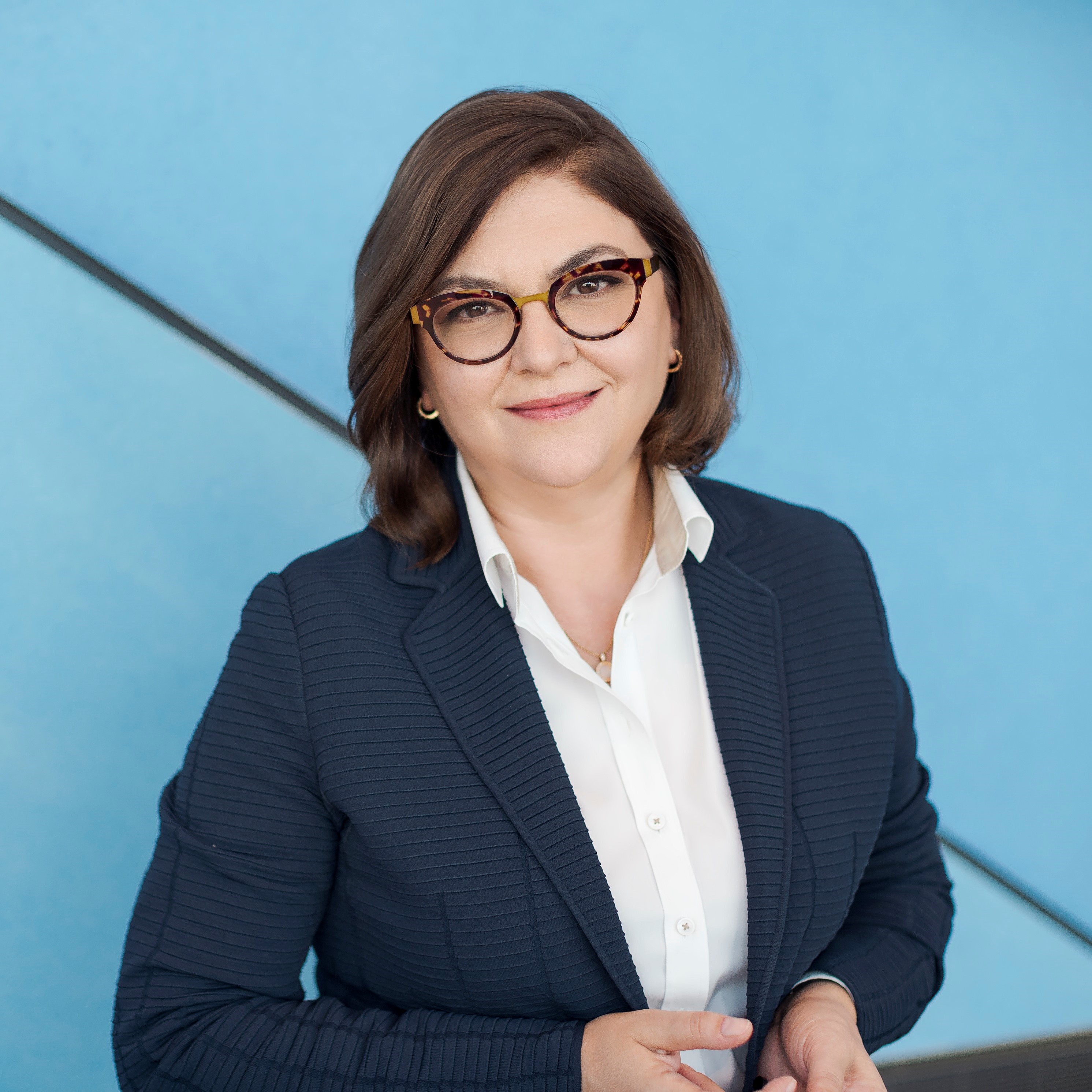 portrait of commissioner Valean