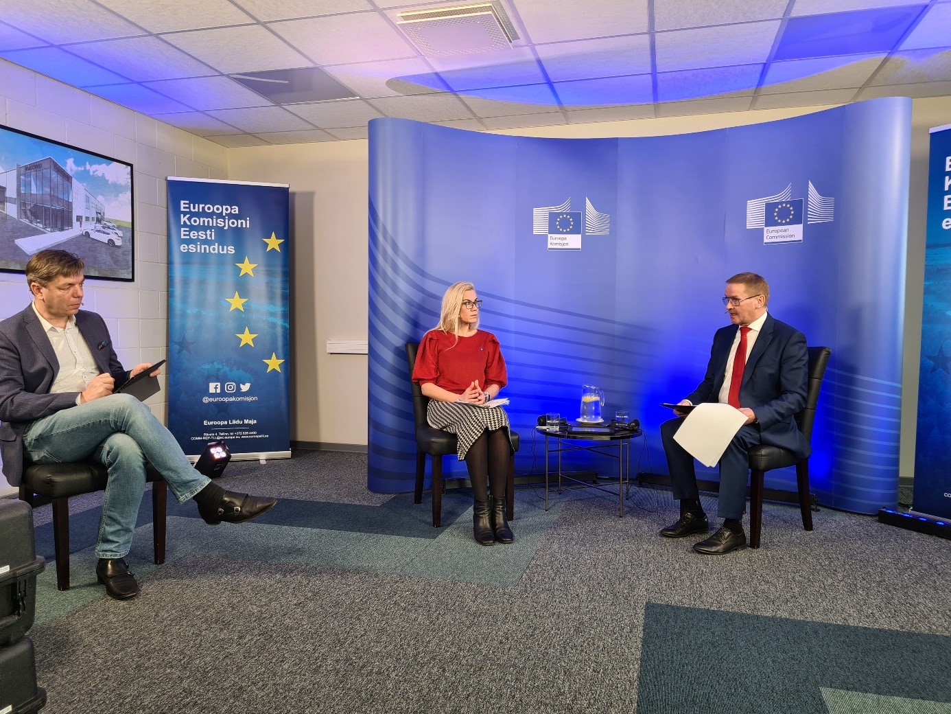 cd_kadri_simson_estonia