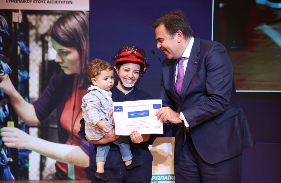 Promote integration of the refugee population into the labour market