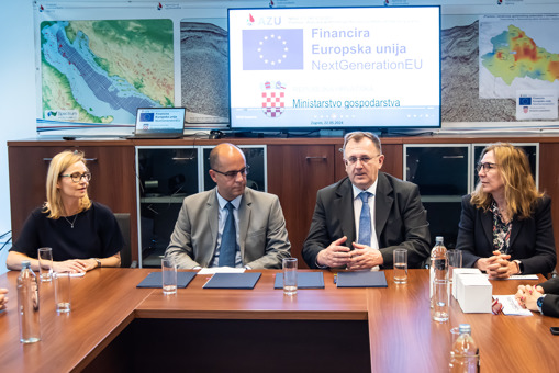 Preparation and exploration of geothermal potential in connection with central heating