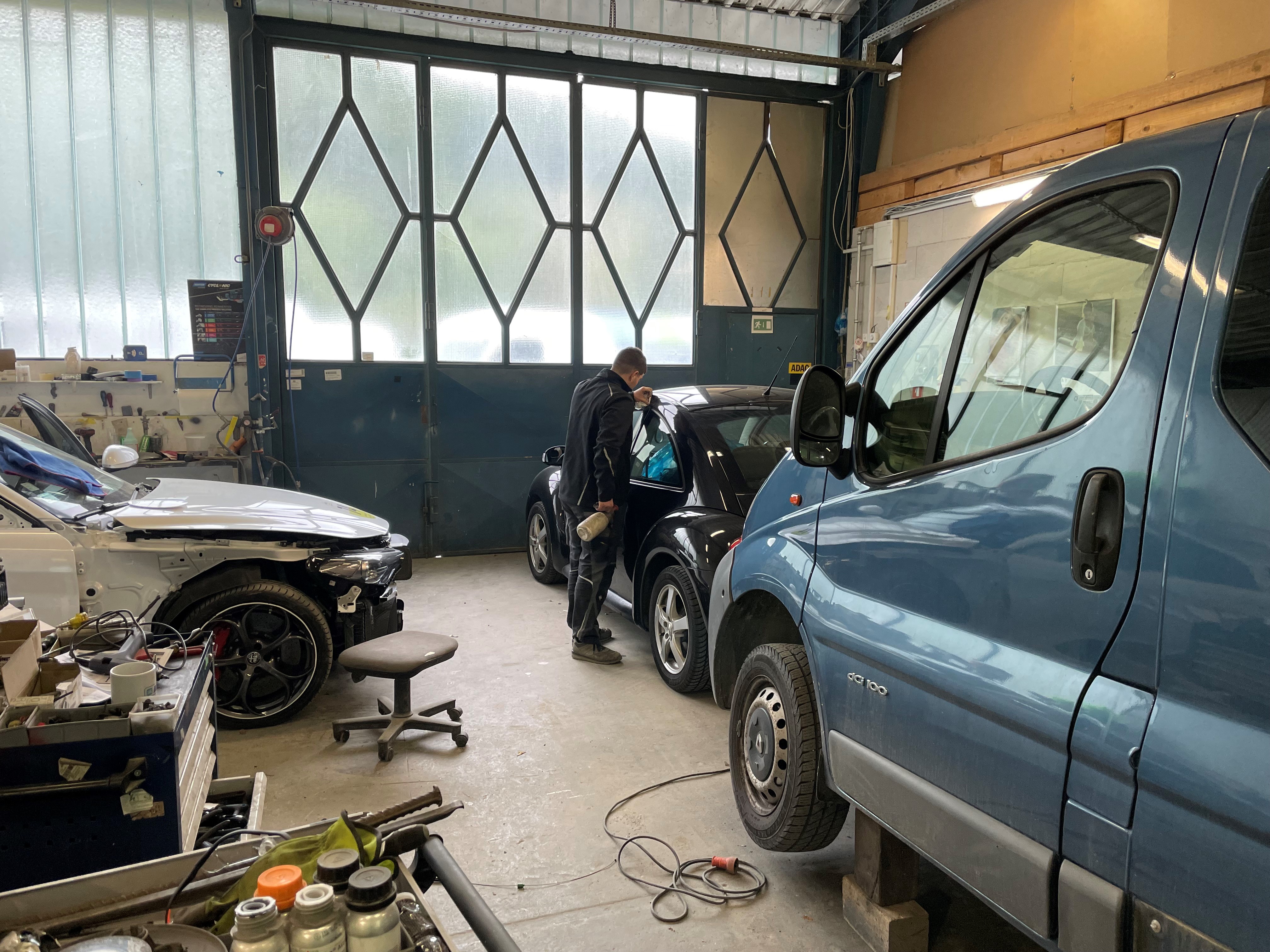 Faster entry of young people into the labour market