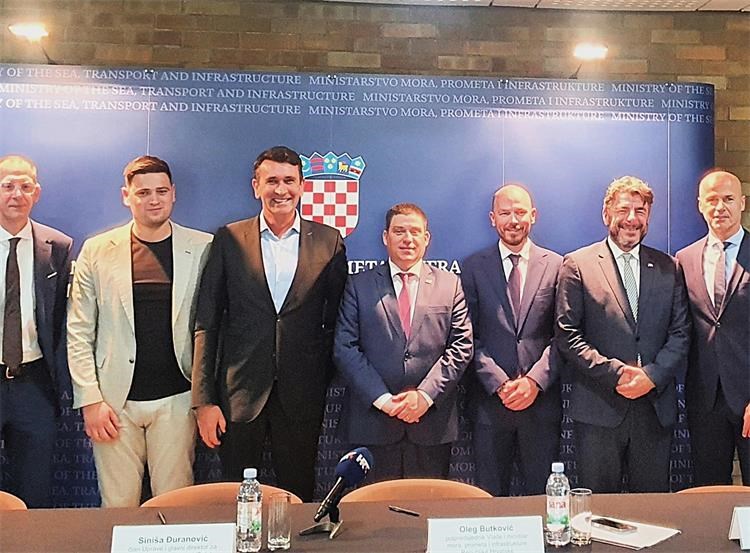 Construction of passive electronic communications infrastructure