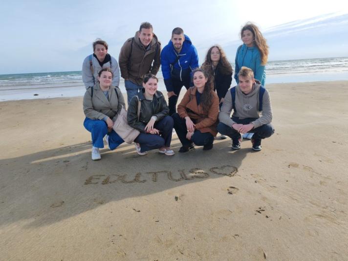 Infrastructural and skills development of practice-oriented higher education courses at Edutus University 