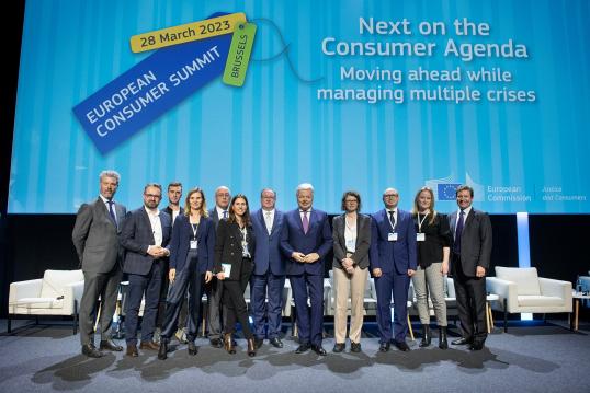 Product Safety Pledge + signatories with Commissioner Reynders