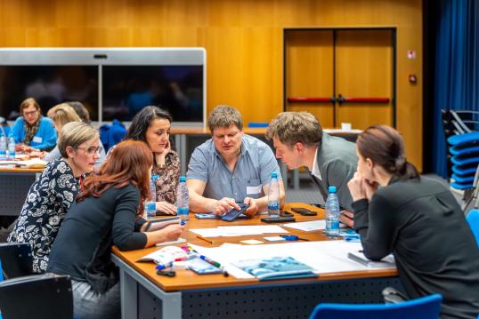 TeachXR: Using augmented reality in education - The comprehensive transformation of green and digital education_image2