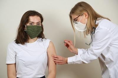 vaccination medical student