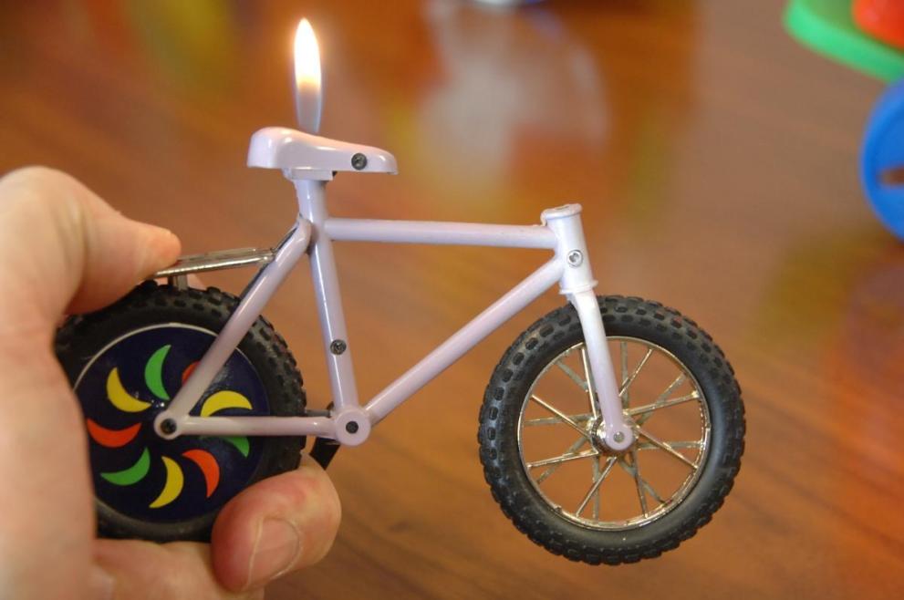 Lighter that looks like a toy