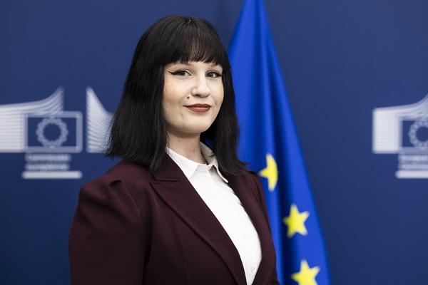 Eda Kurtoglu