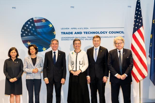 EU/US Trade and Technology Council, in Leuven (5 April): group photo, doorsteps, round table and press briefing 