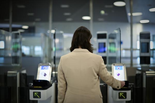 Un exemple de PME innovante dans la gestion des données biométriques à l'aéroport de Lisbonne